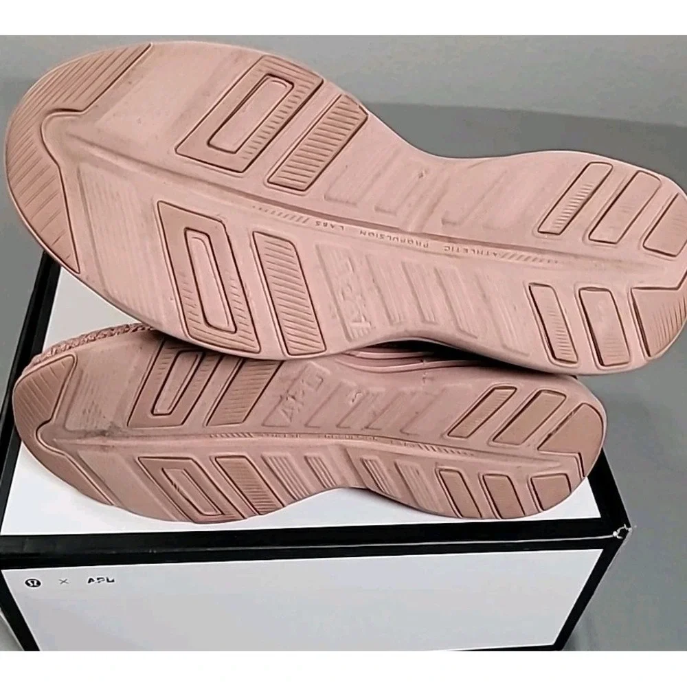 APL Lululemon excellent original